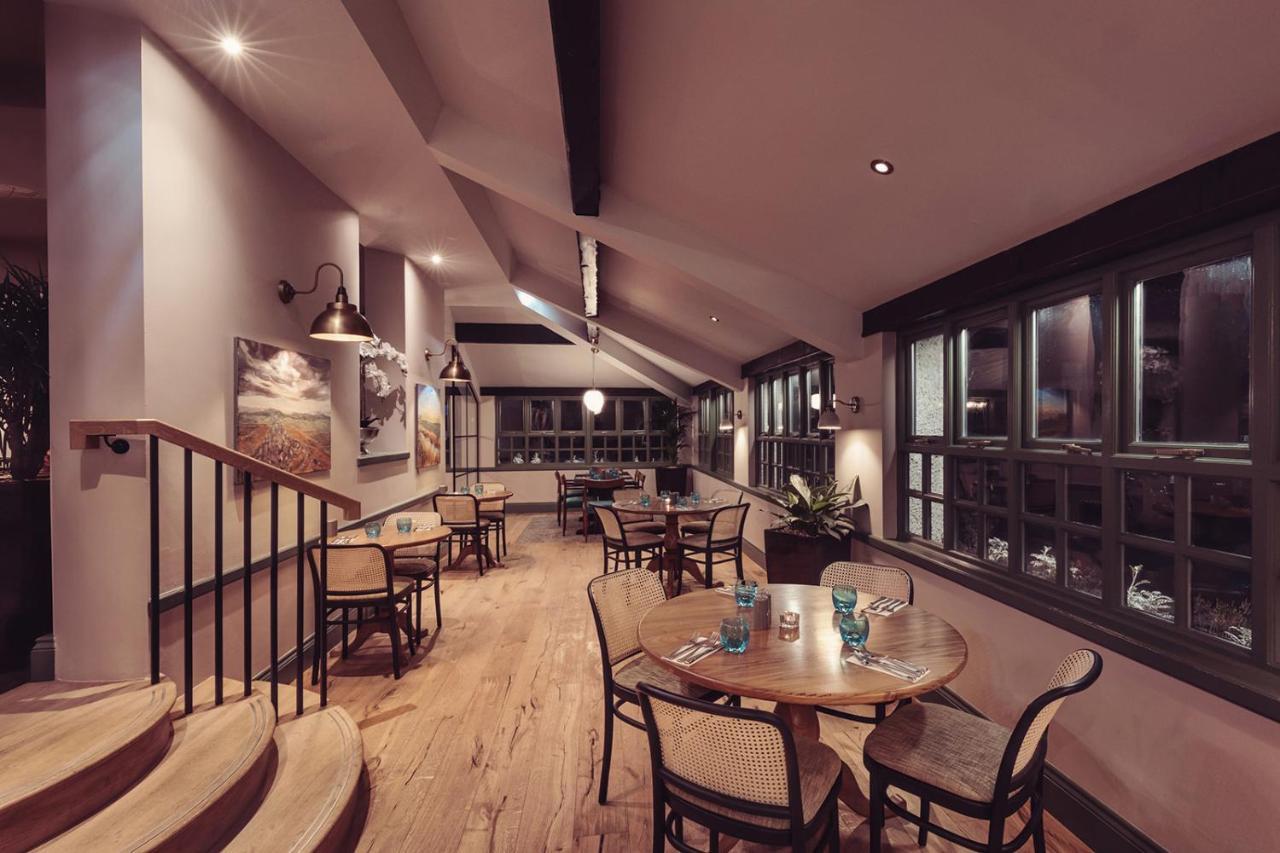 קרנפורת' Longlands Inn & Cottages מראה חיצוני תמונה The interior of the restaurant