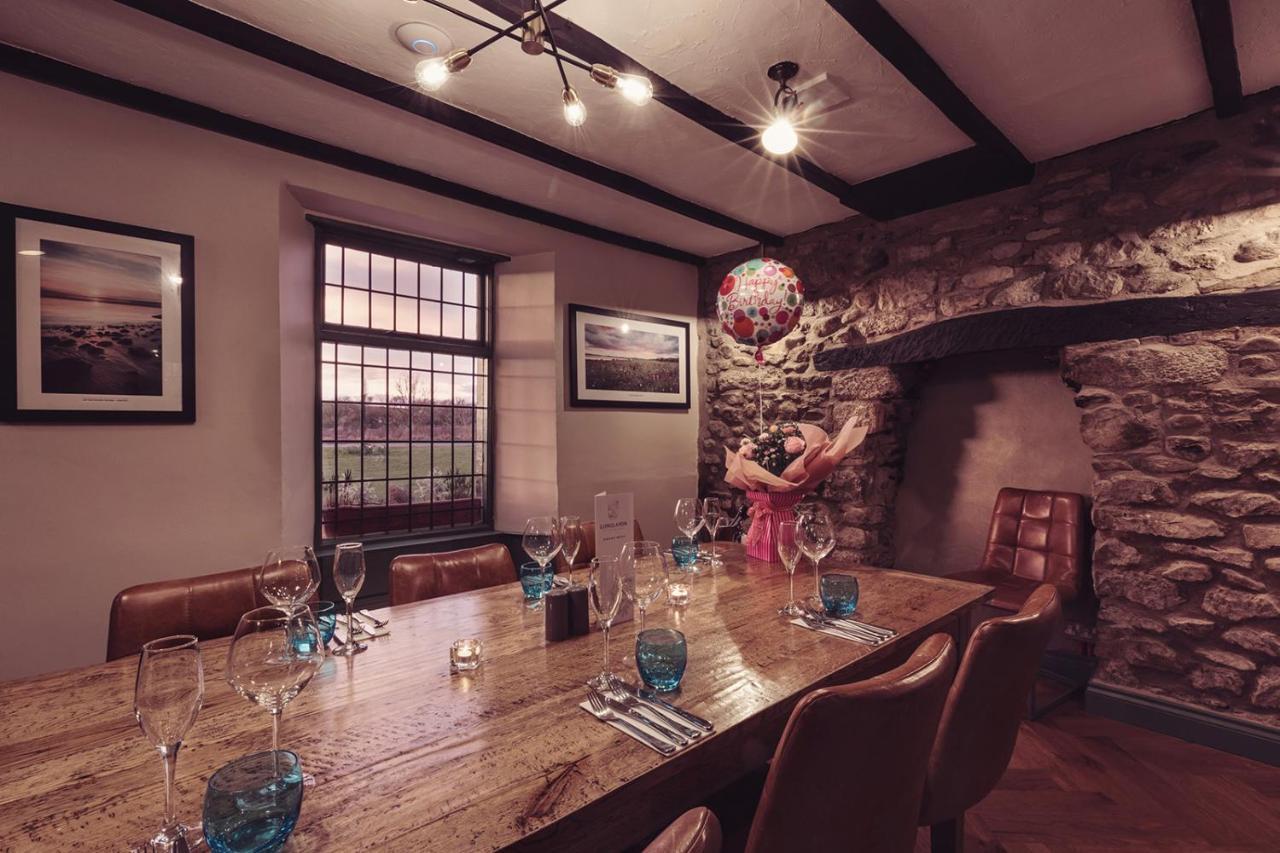 קרנפורת' Longlands Inn & Cottages מראה חיצוני תמונה The restaurant at The Old Stamp House