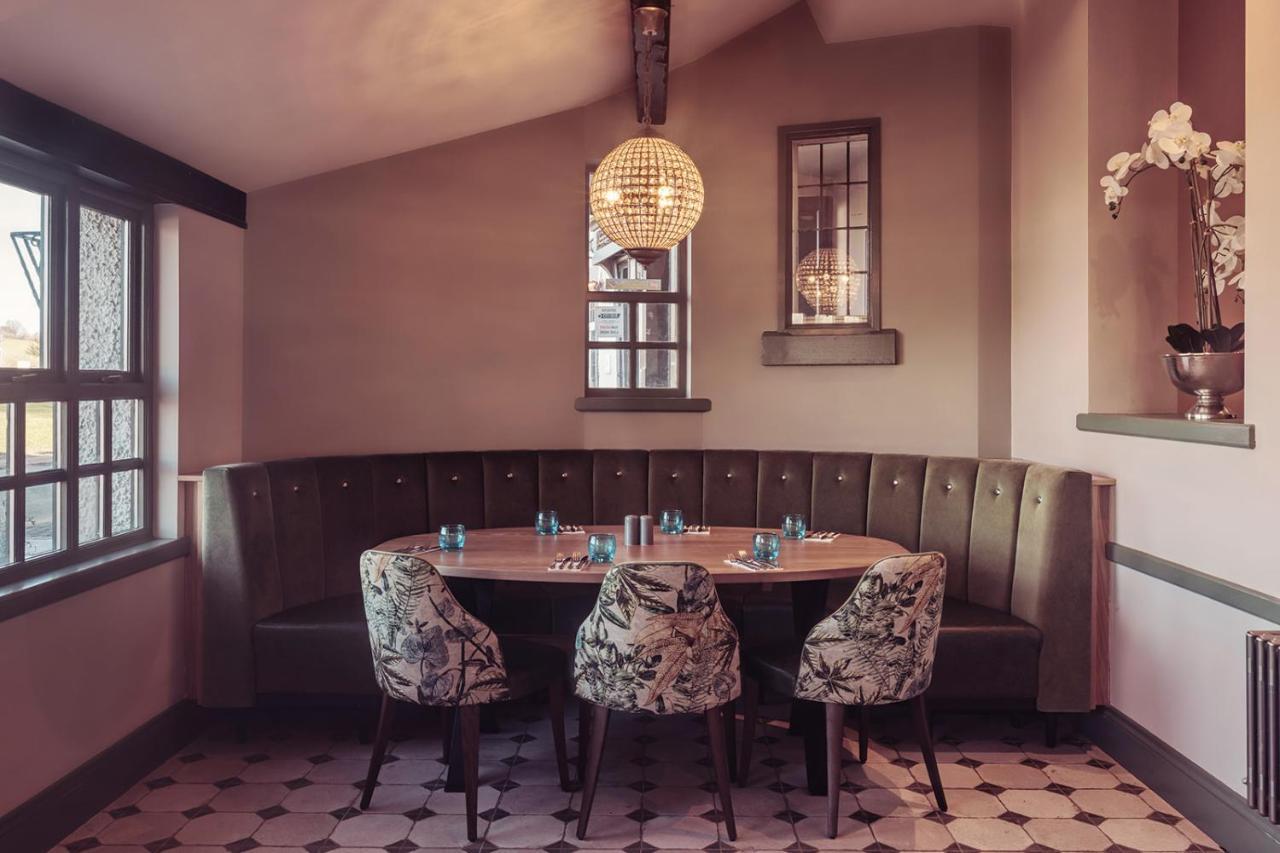 קרנפורת' Longlands Inn & Cottages מראה חיצוני תמונה The restaurant's interior