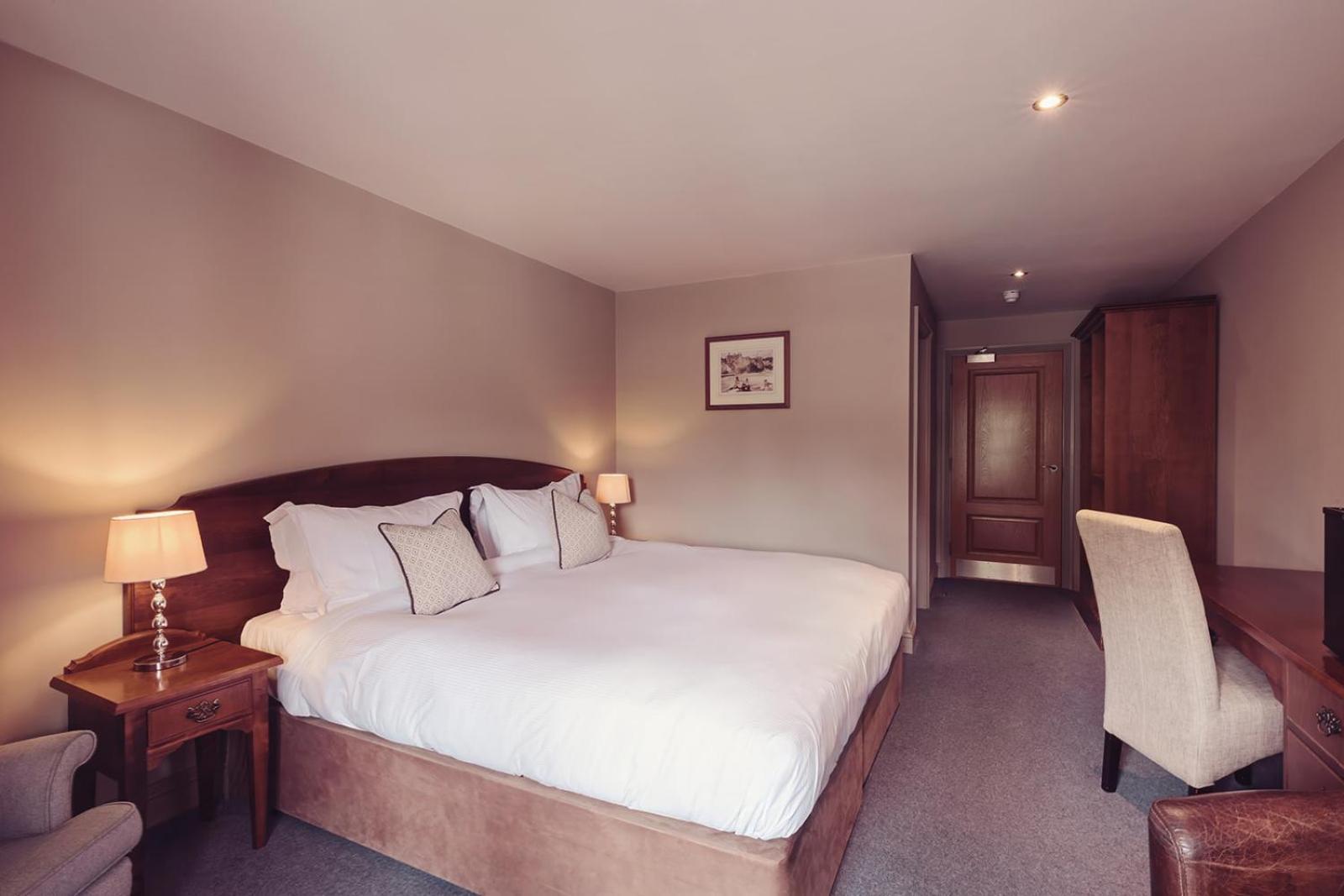 קרנפורת' Longlands Inn & Cottages מראה חיצוני תמונה A bedroom at the hotel