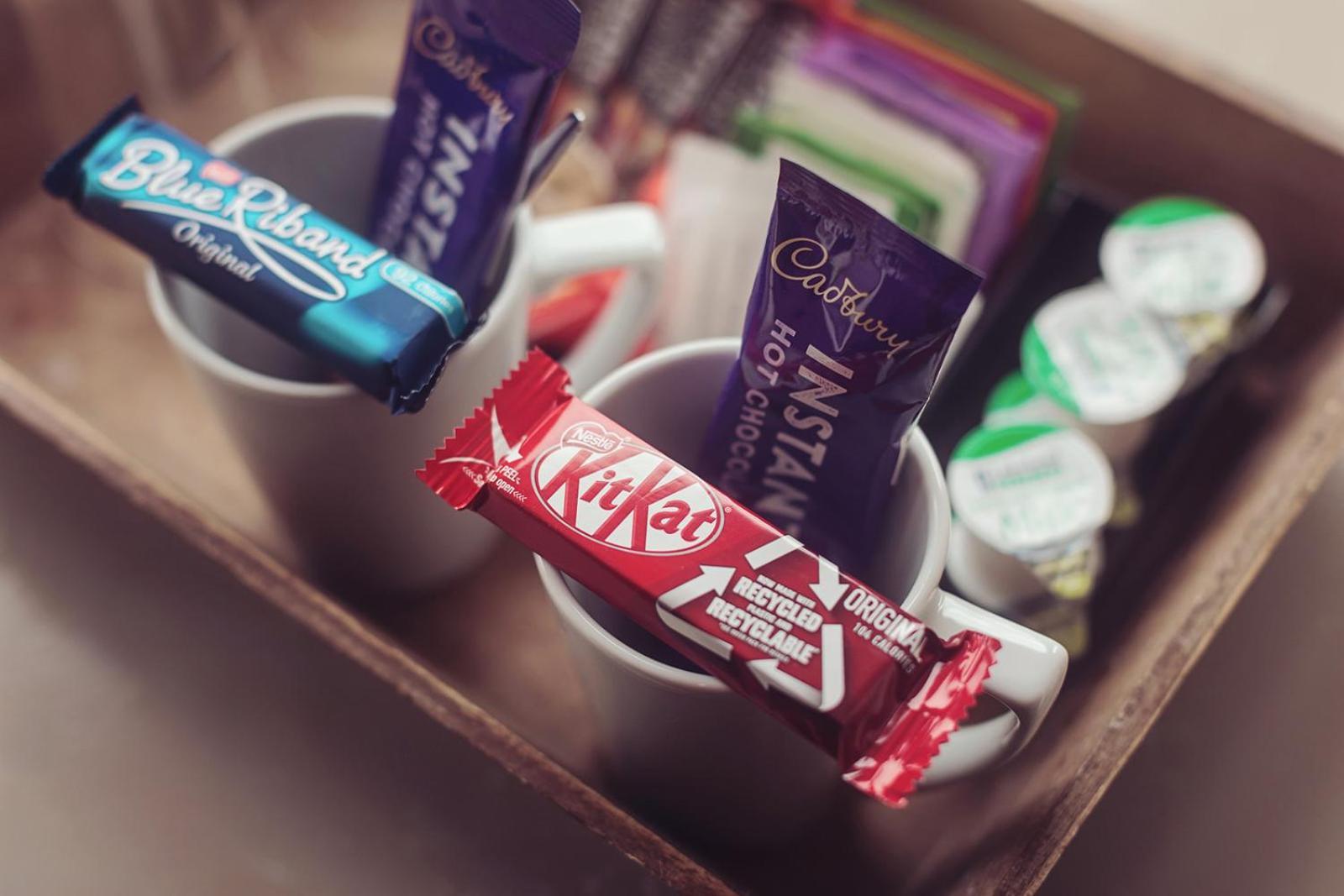 קרנפורת' Longlands Inn & Cottages מראה חיצוני תמונה KitKat, Quality Street and After Eight