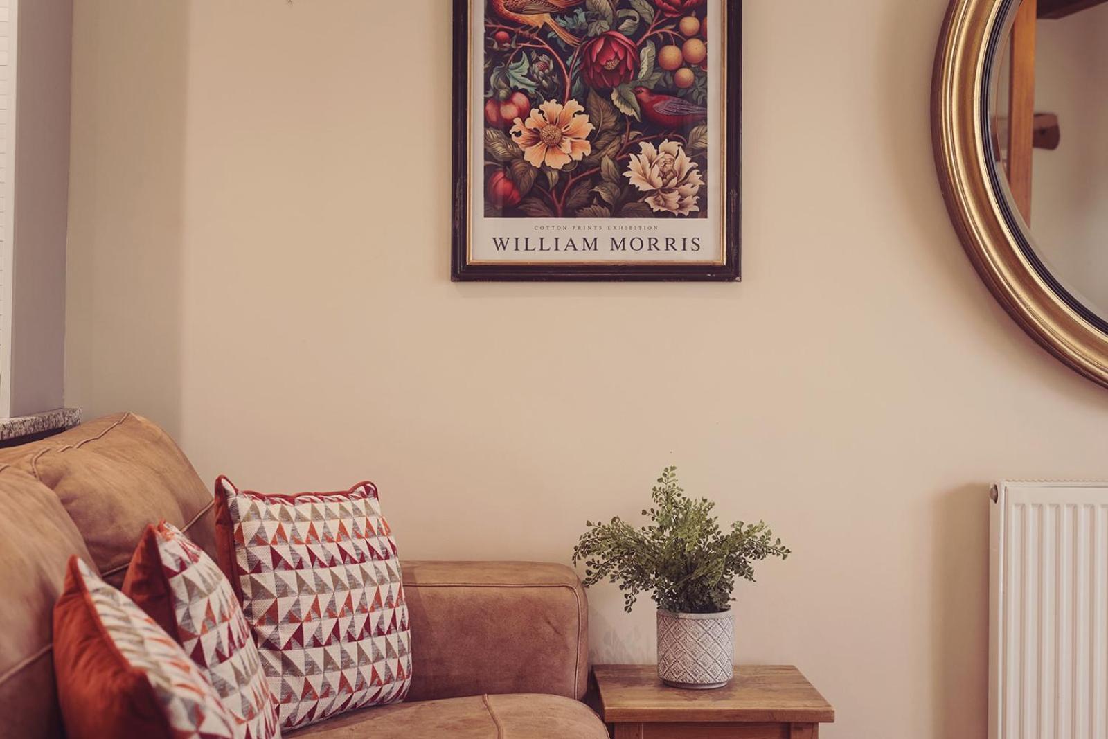 קרנפורת' Longlands Inn & Cottages מראה חיצוני תמונה A William Morris print