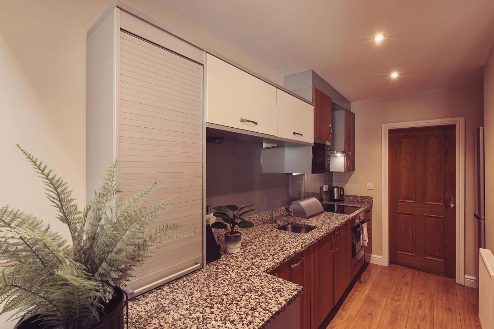 קרנפורת' Longlands Inn & Cottages מראה חיצוני תמונה A kitchen