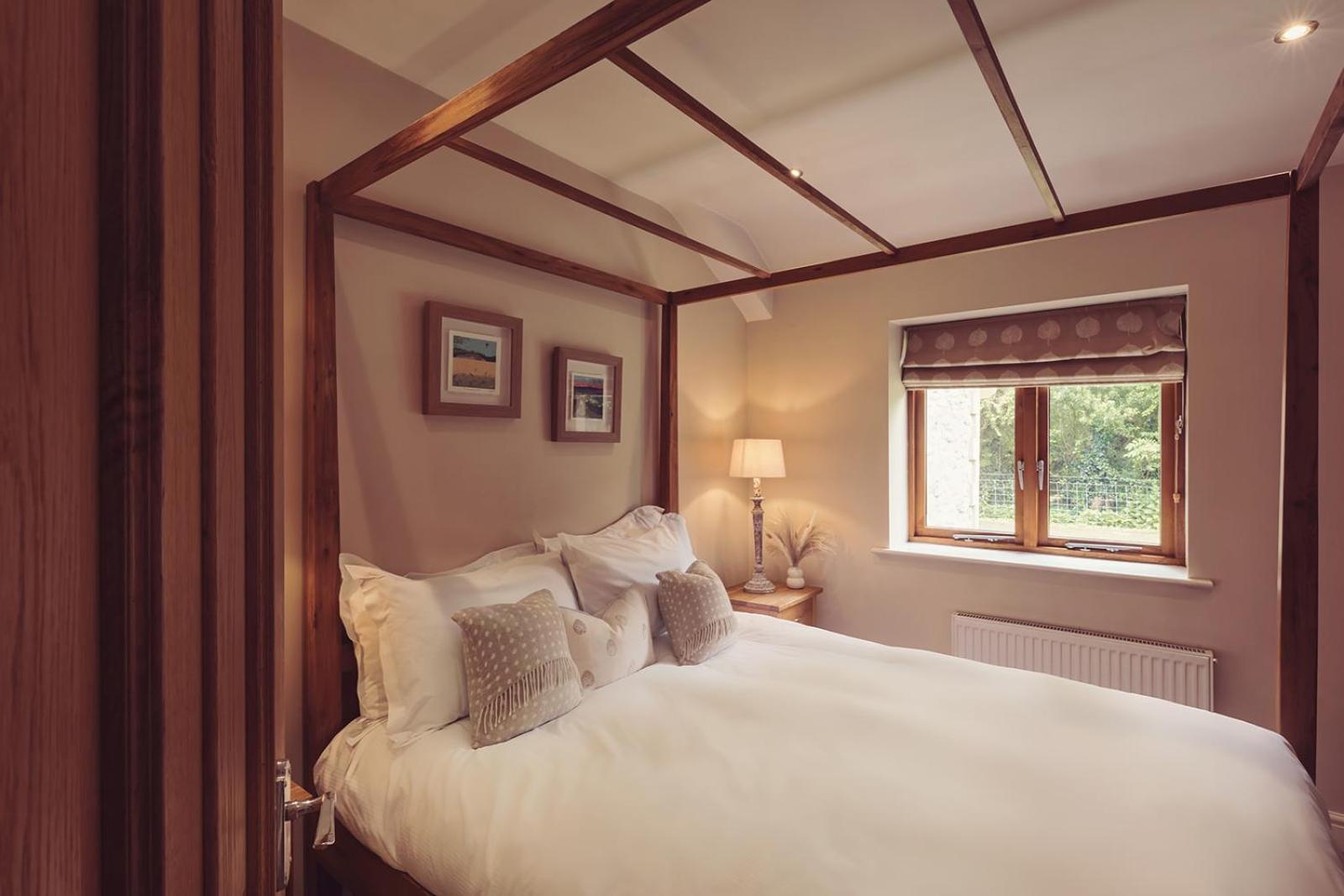 קרנפורת' Longlands Inn & Cottages מראה חיצוני תמונה A bedroom at the hotel