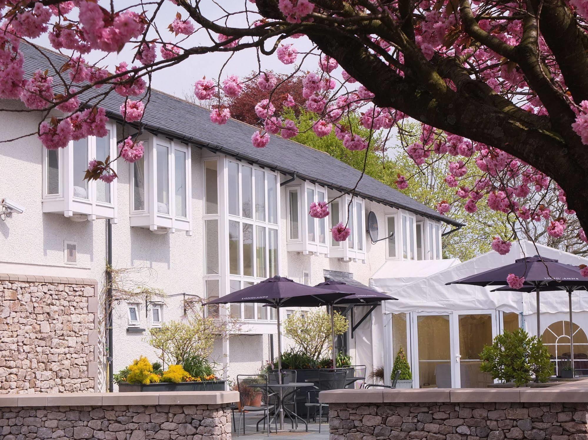 קרנפורת' Longlands Inn & Cottages מראה חיצוני תמונה The hotel in 2011